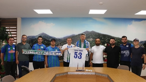 Başkan Özer, Tribün Liderlerini Makamında Ağırladı